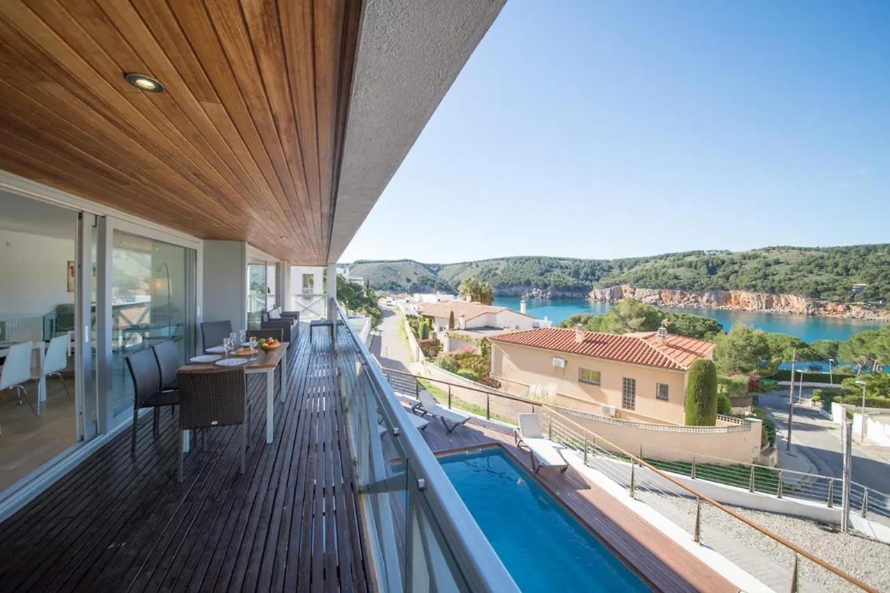 L' Escala Villa Reina