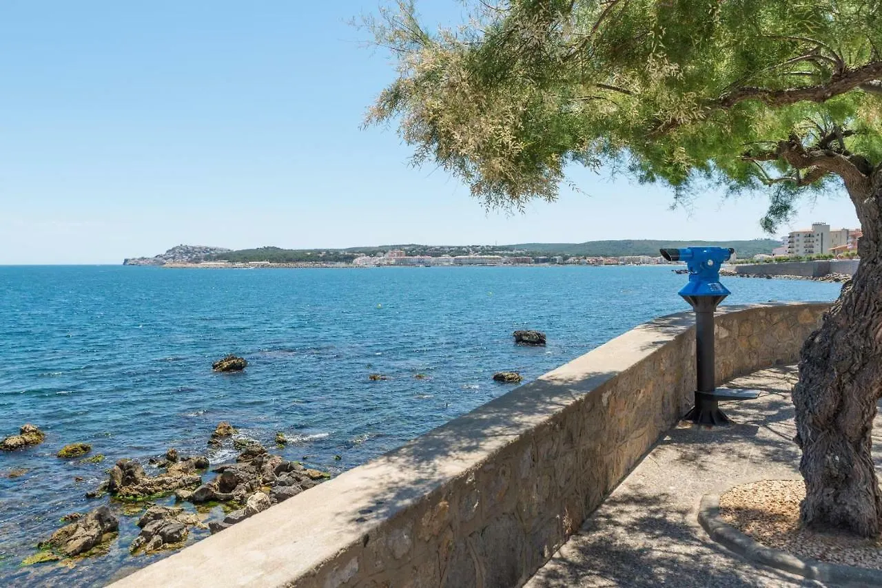 L' Escala Villa Reina  L' Escala