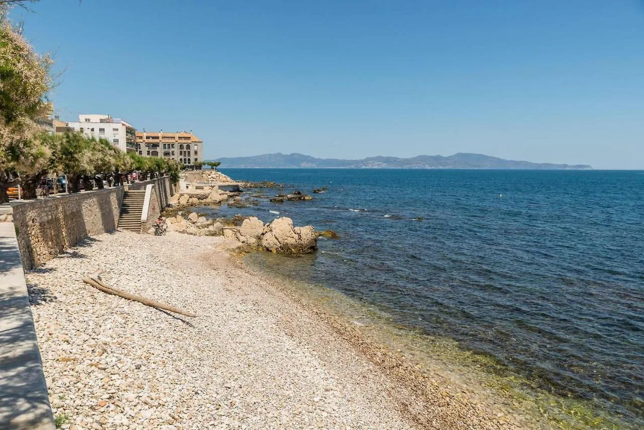 L' Escala Villa Reina